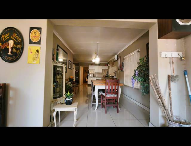 3 BEDROOM HOUSE FOR SALE IN RIVERSIDE BEACH CLUB